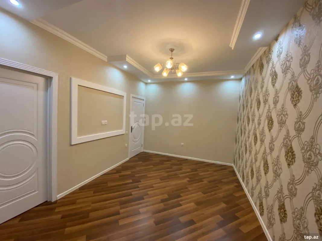 Satılır 3 otaqlı mənzil 84 m²