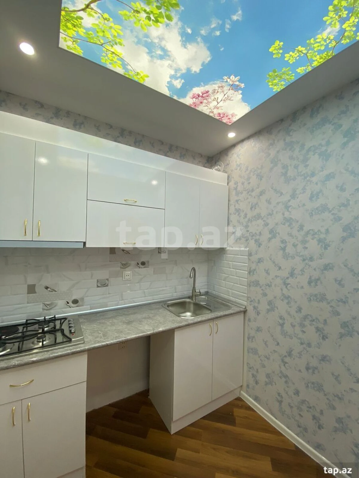 Satılır 3 otaqlı mənzil 84 m²