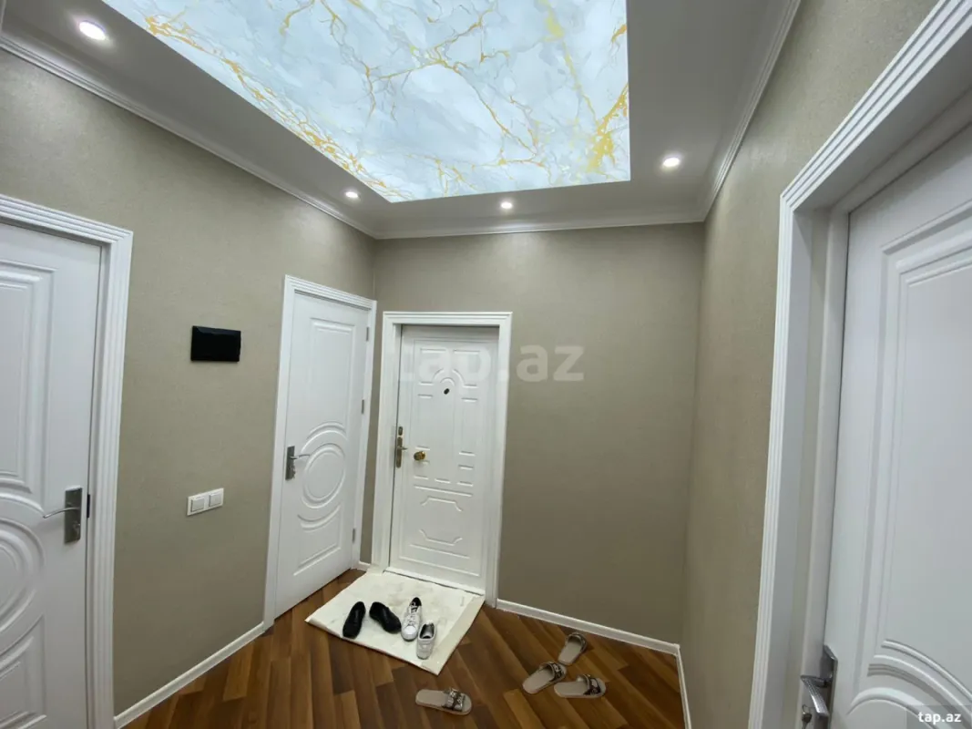 Satılır 3 otaqlı mənzil 84 m²