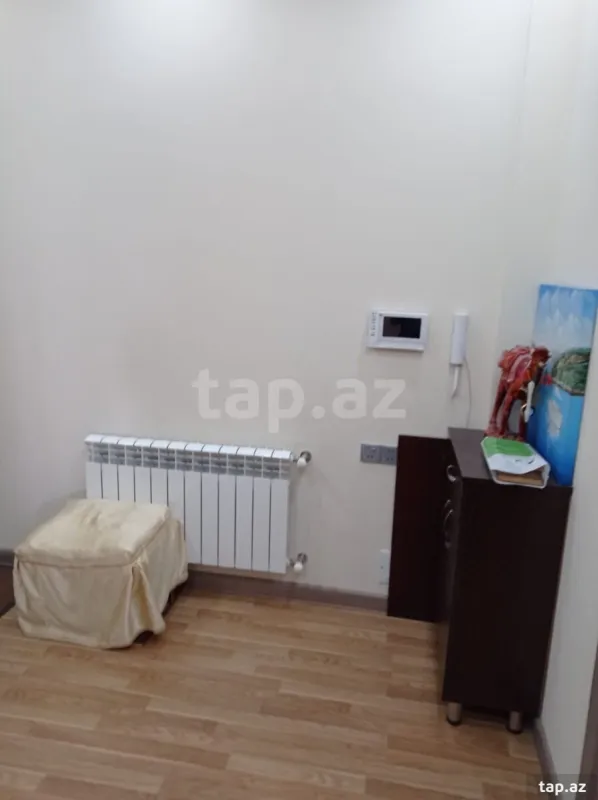 Kirayə verilir 3 otaqlı yeni tikili 110.2 m²