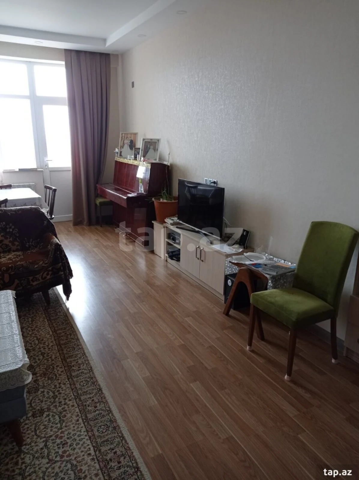 Kirayə verilir 3 otaqlı yeni tikili 110.2 m²