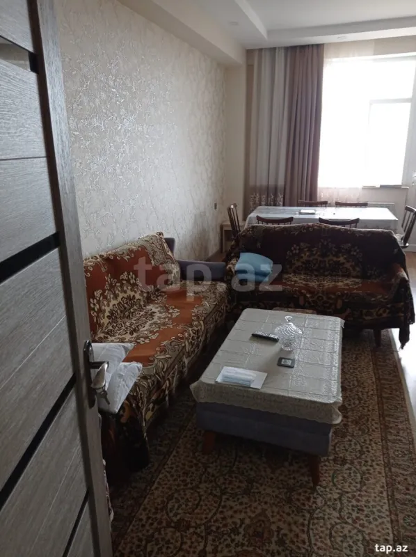 Kirayə verilir 3 otaqlı yeni tikili 110.2 m²