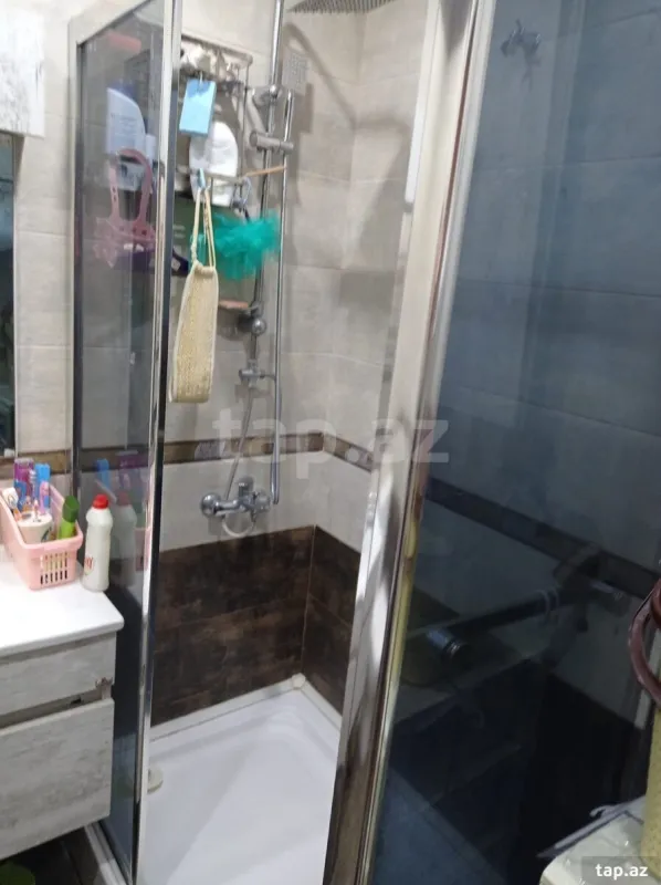 Kirayə verilir 3 otaqlı yeni tikili 110.2 m²