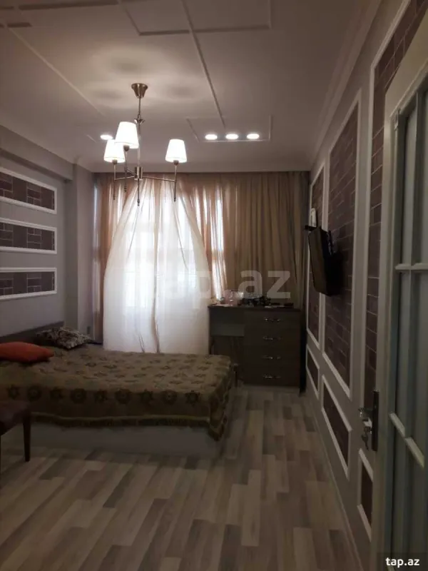 Satılır 2 otaqlı yeni tikili 68 m²