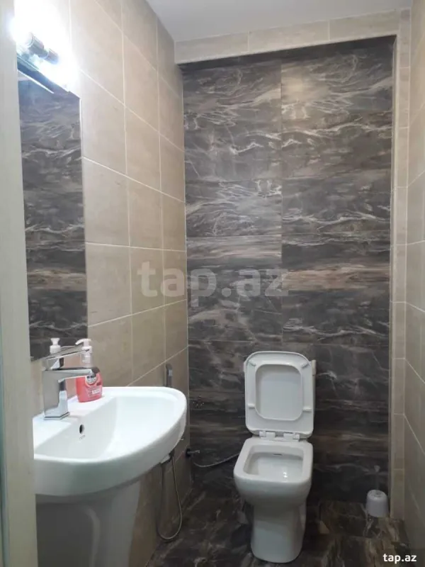 Satılır 2 otaqlı yeni tikili 68 m²