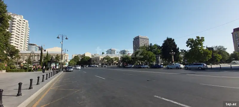 Satılır 3 otaqlı mənzil 137 m² — Bakı 3 otaq 137.00 m²