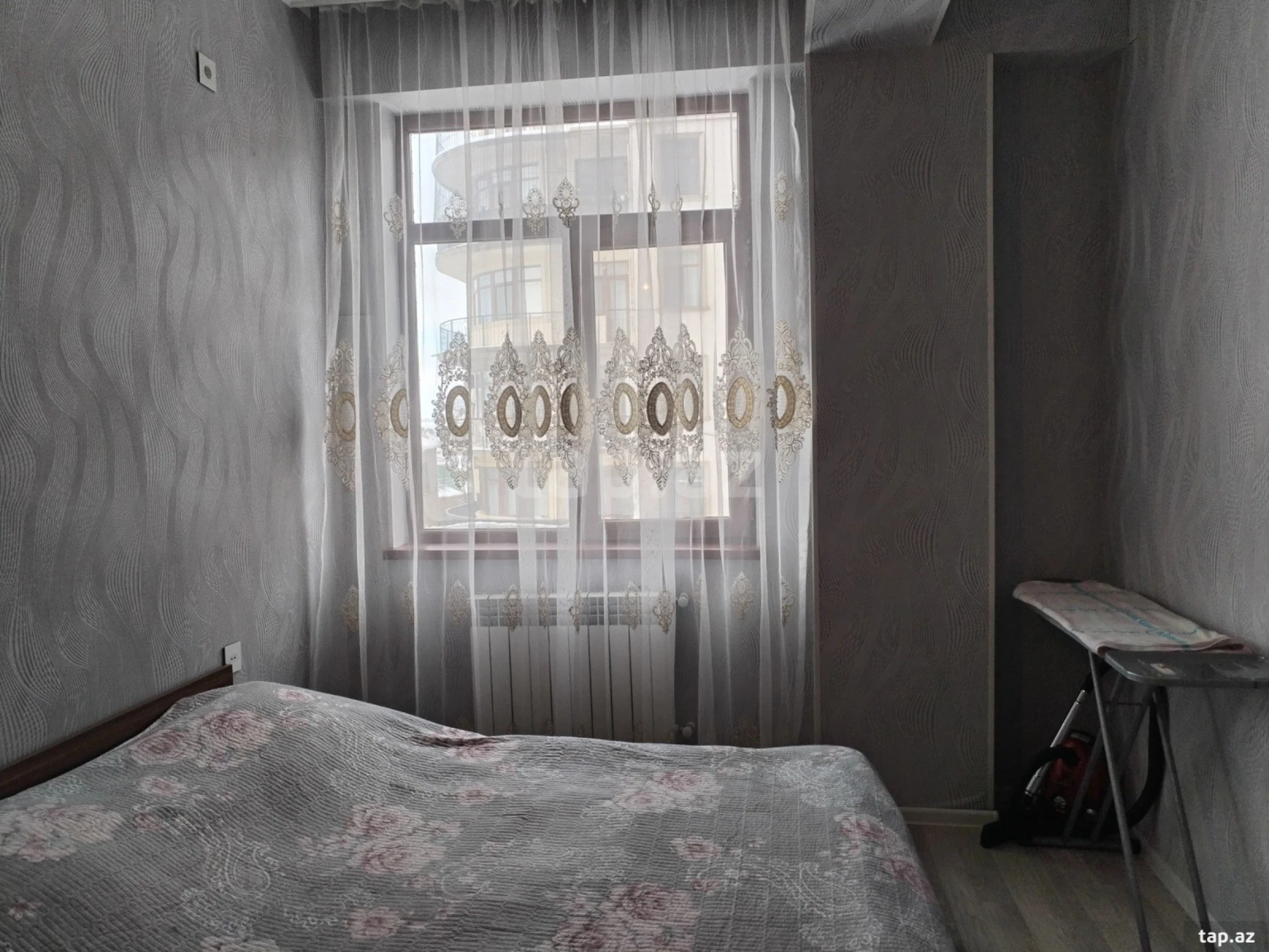 Kirayə verilir 2 otaqlı yeni tikili 64 m²