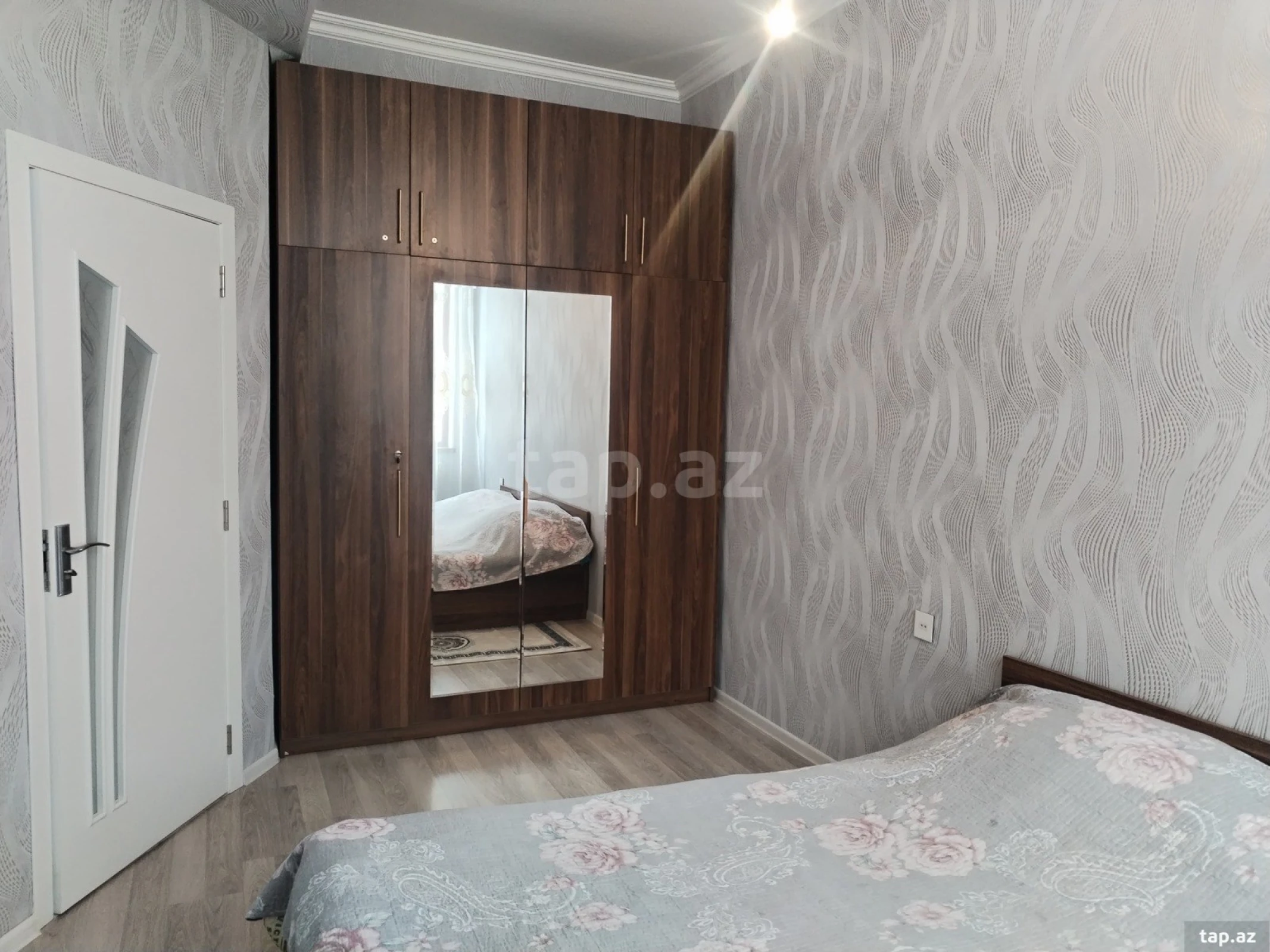 Kirayə verilir 2 otaqlı yeni tikili 64 m²
