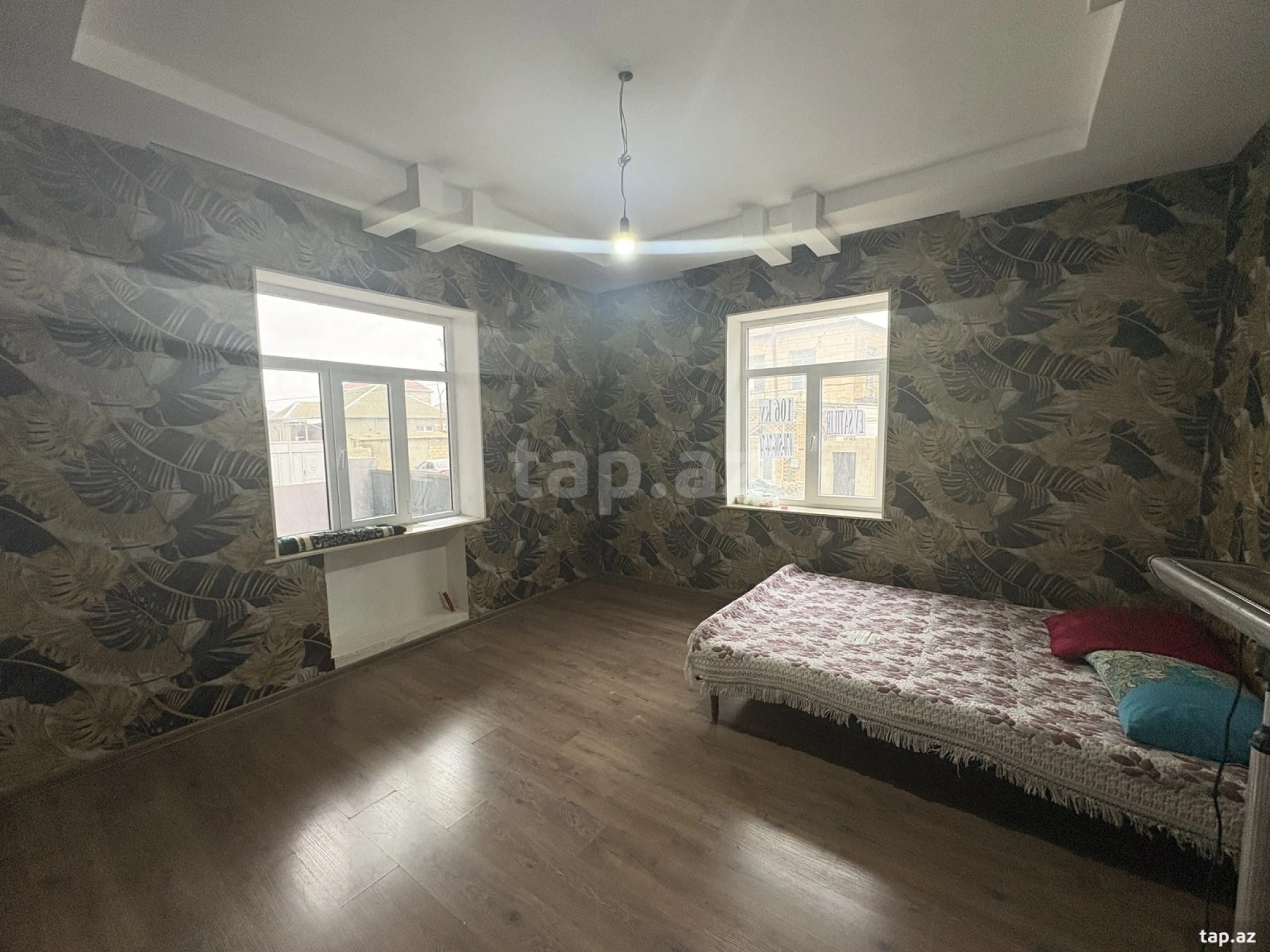 Satılır 3 otaqlı həyət evi