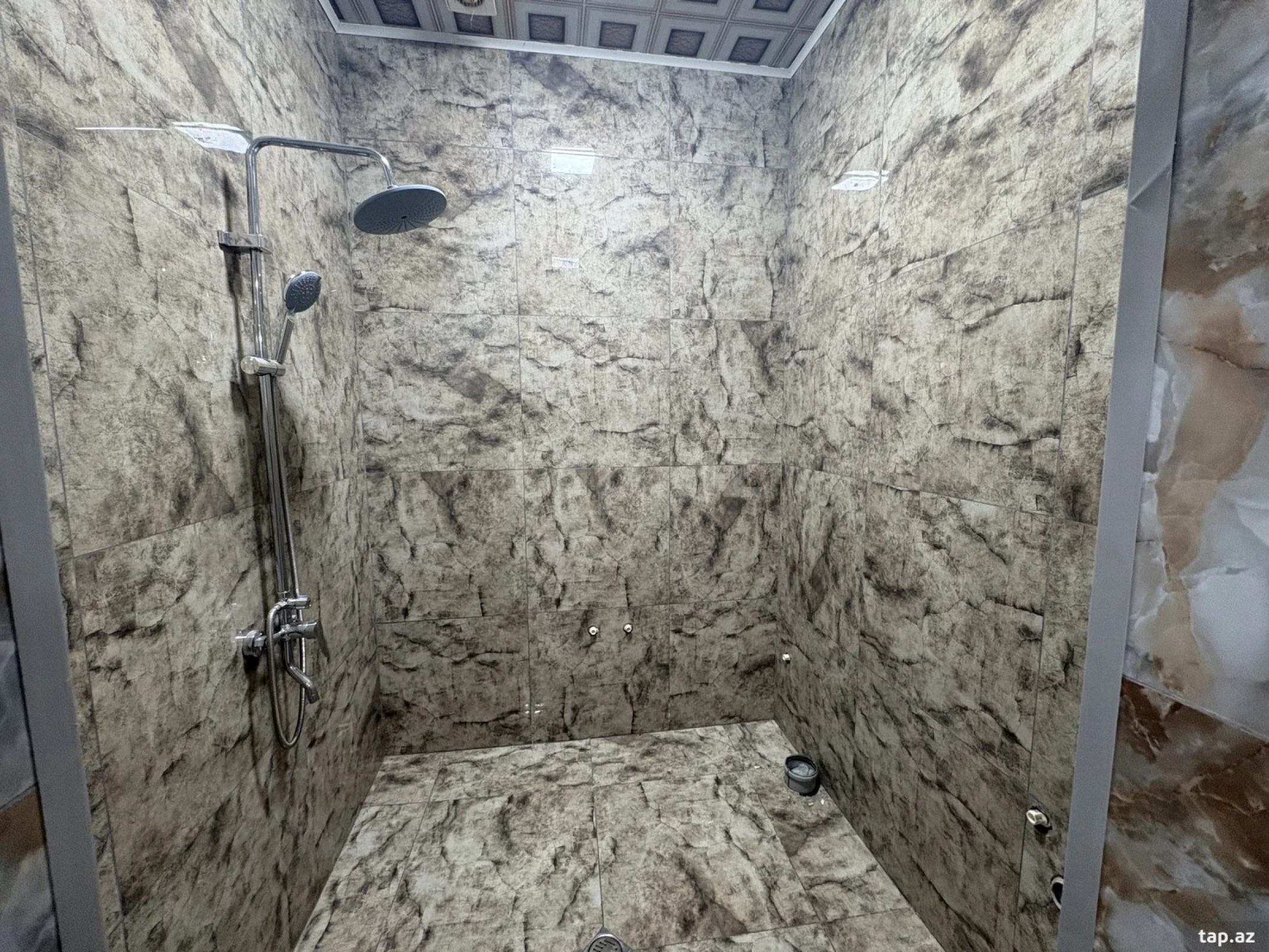 Satılır 3 otaqlı həyət evi