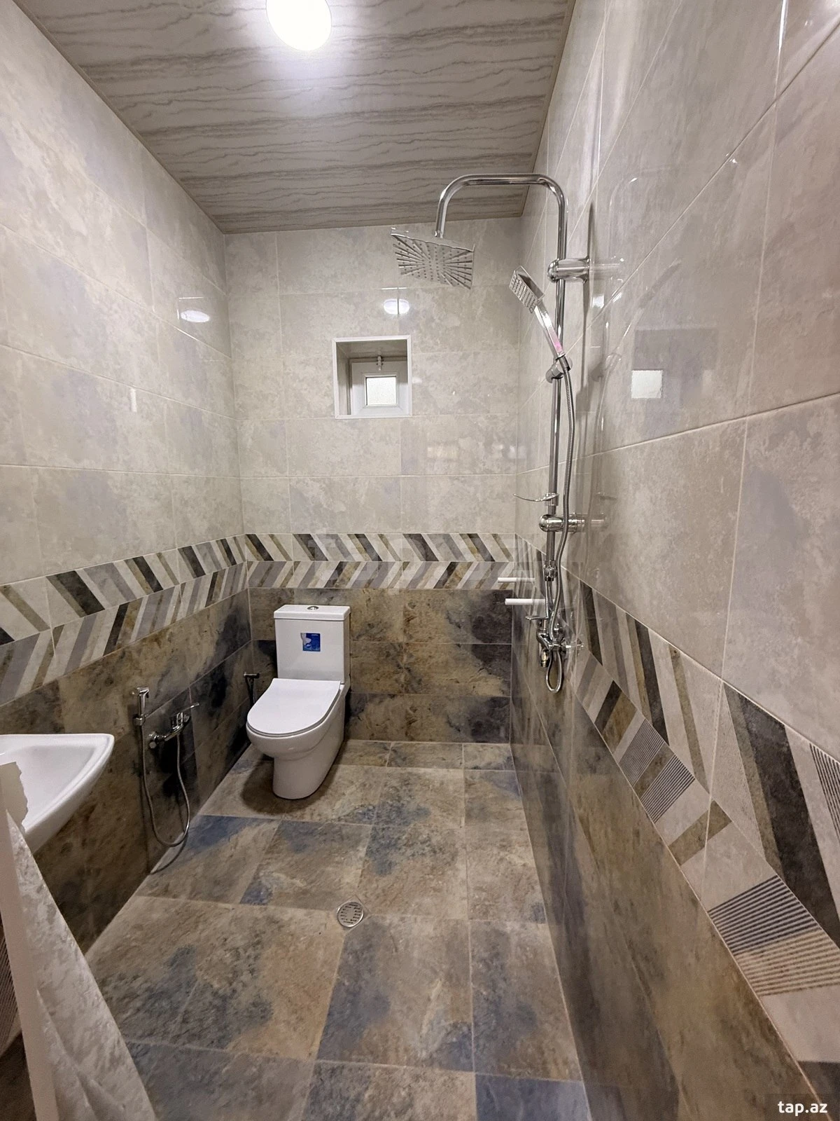 Satılır 3 otaqlı həyət evi