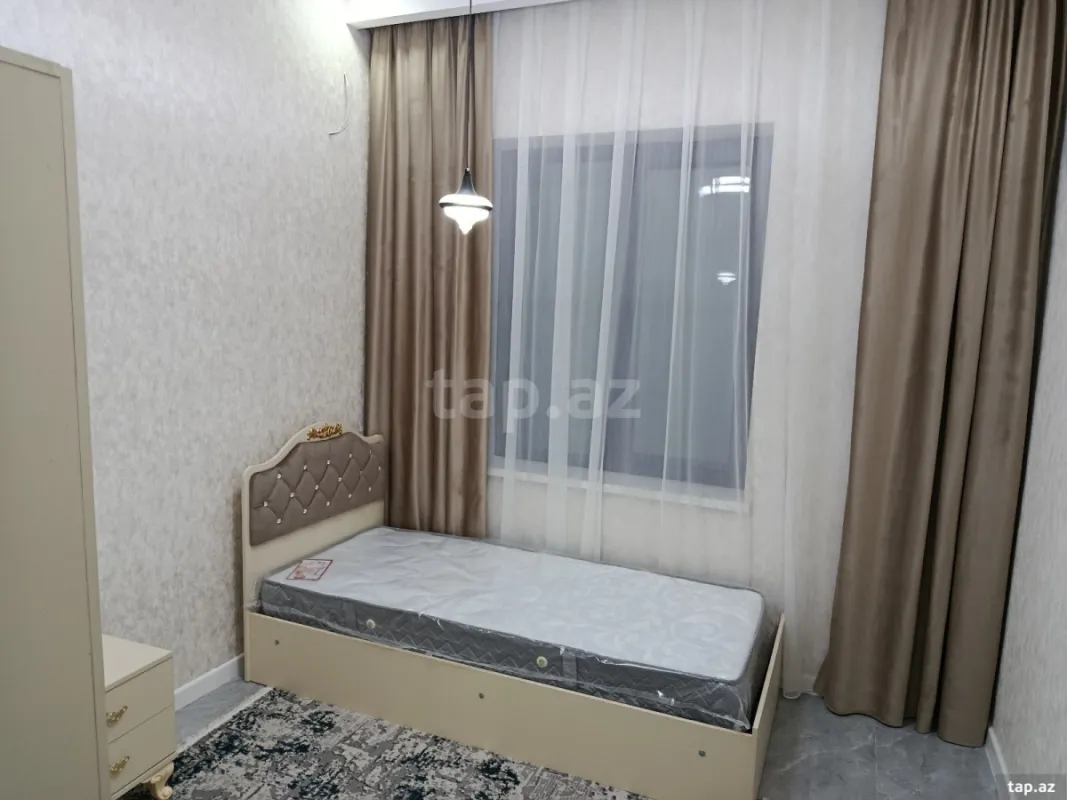 Satılır 4 otaqlı həyət evi 140 m²