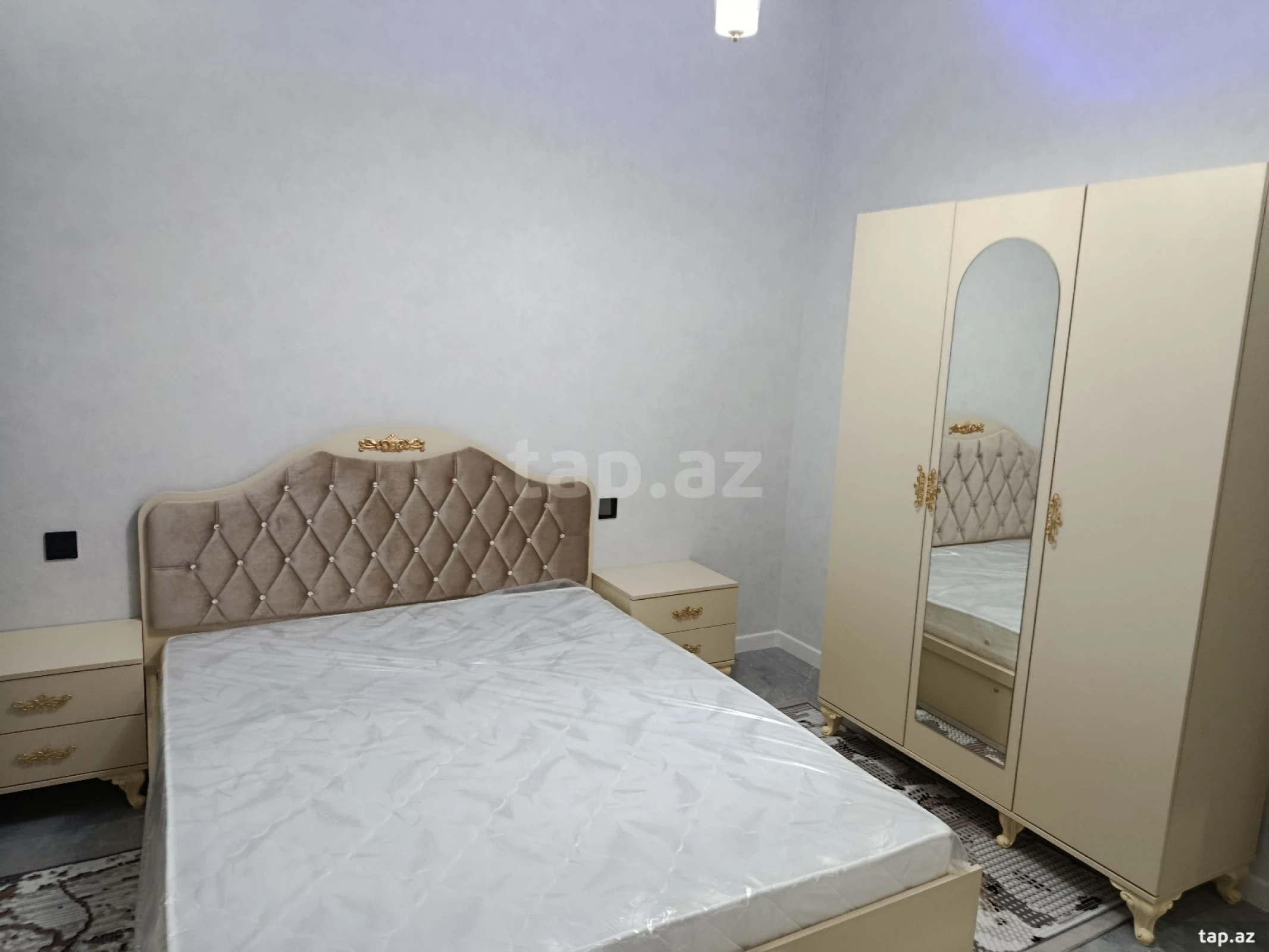 Satılır 4 otaqlı həyət evi 140 m²