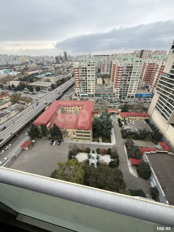 Satılır 2 otaqlı yeni tikili 98 m²