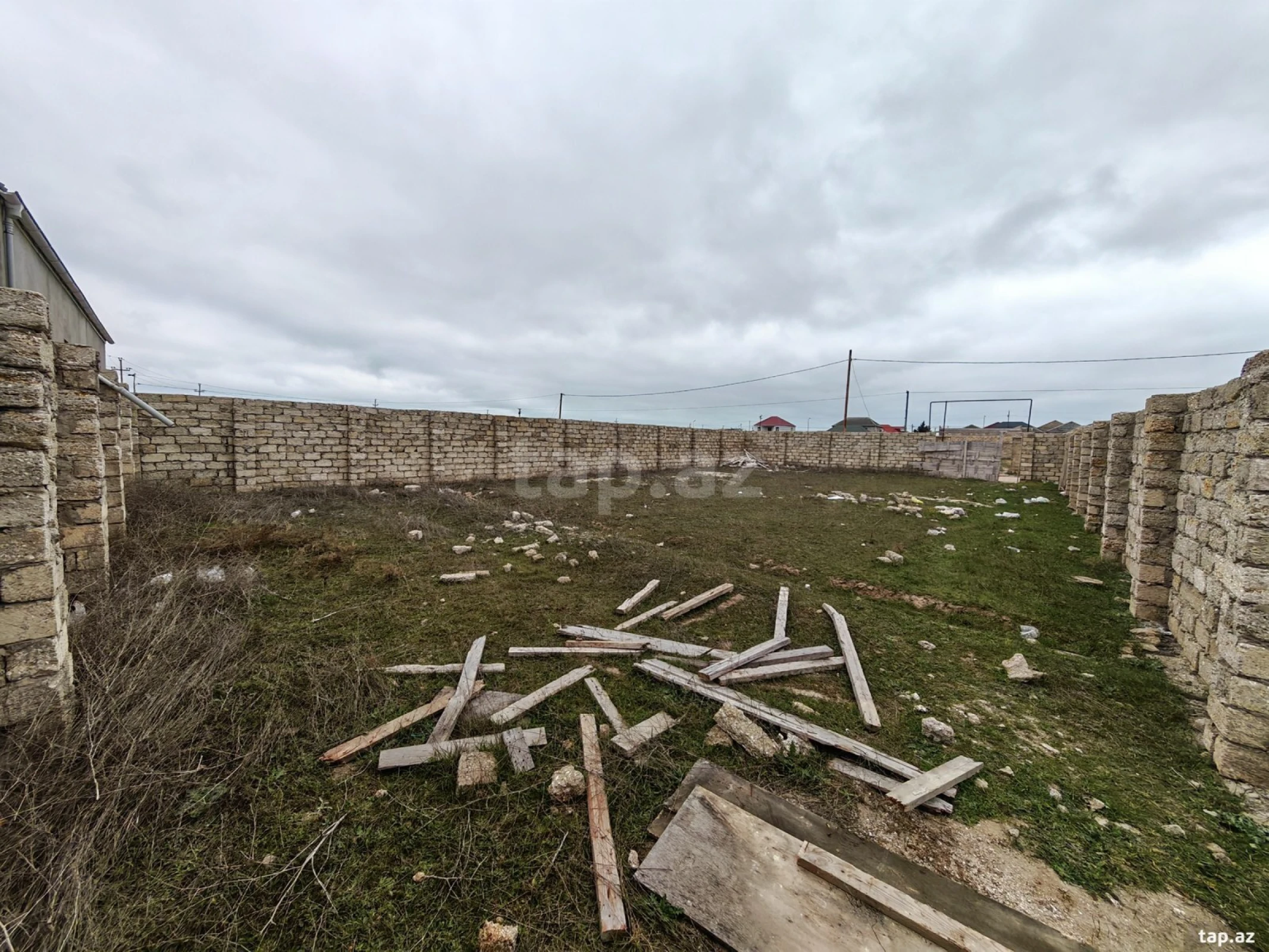 Satılır torpaq sahəsi