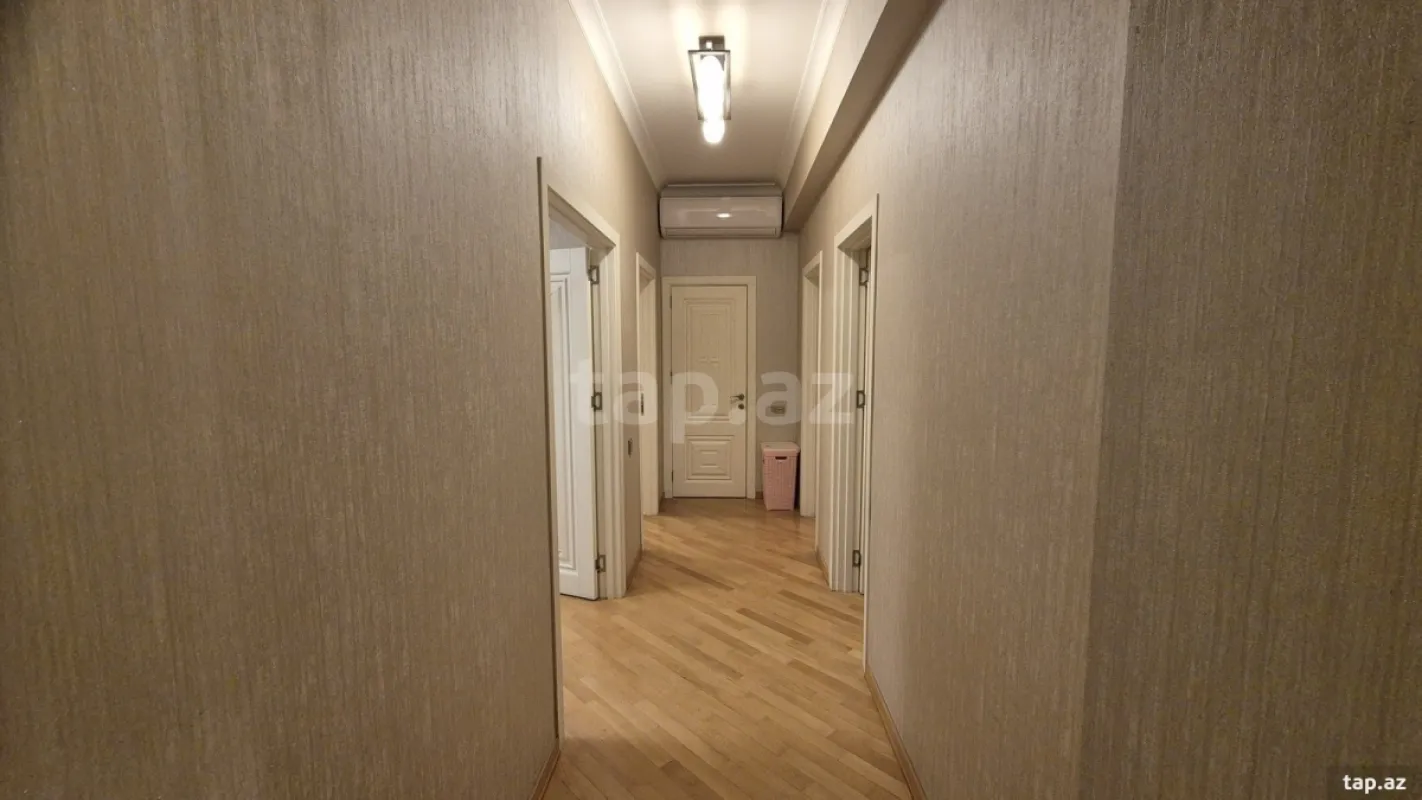 Satılır 4 otaqlı yeni tikili 115 m²