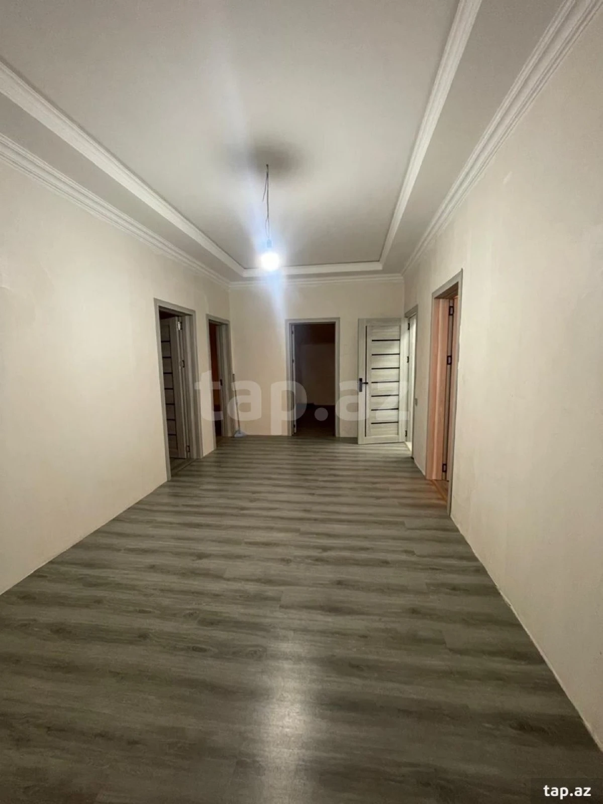 Satılır 4 otaqlı həyət evi