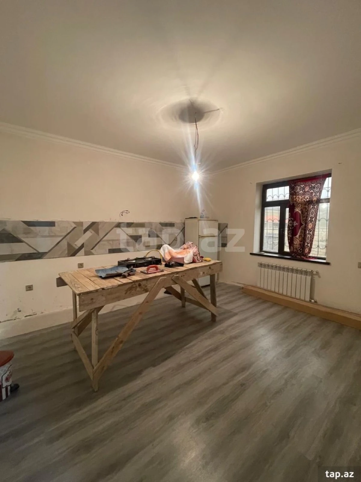 Satılır 4 otaqlı həyət evi