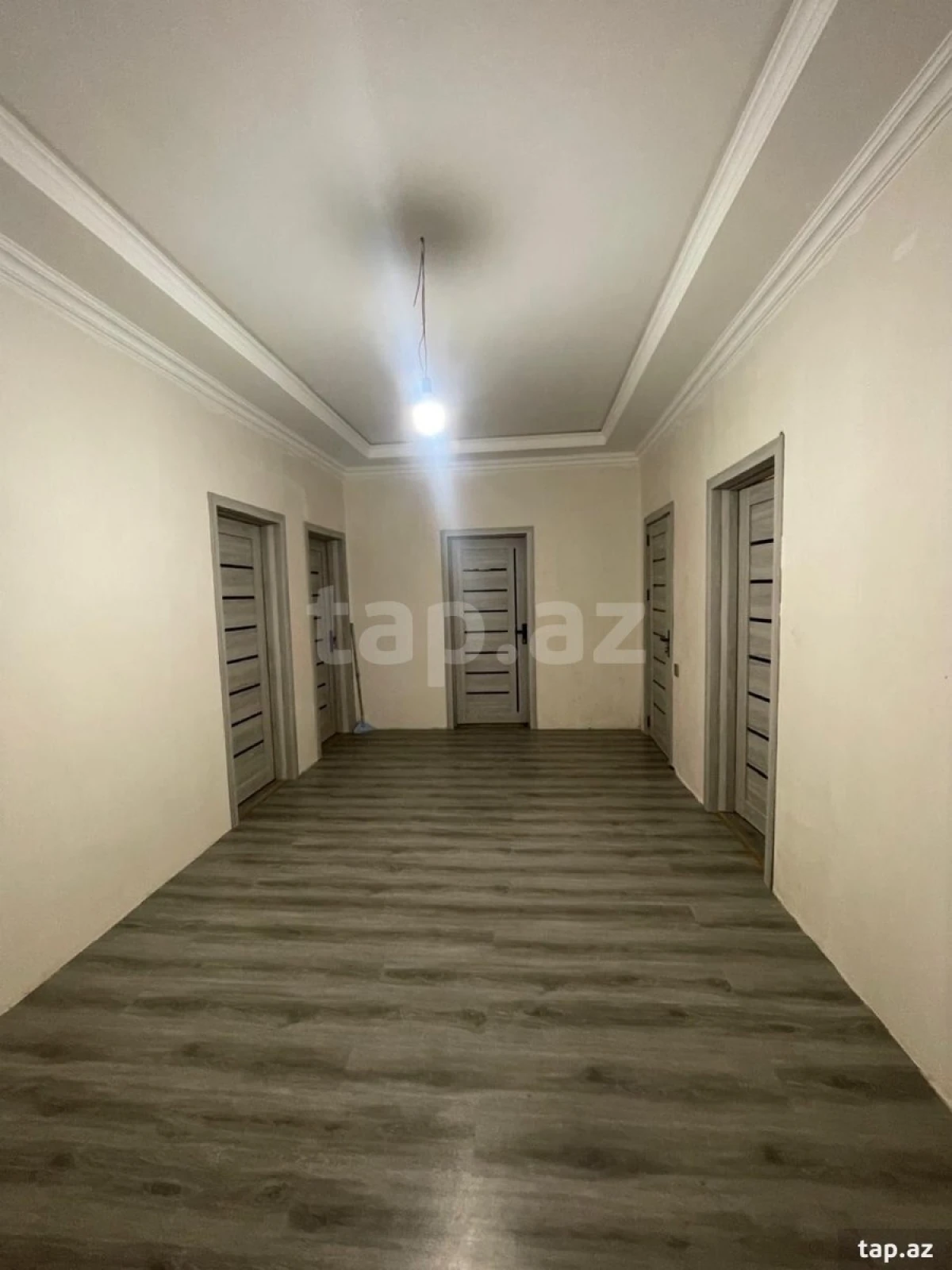 Satılır 4 otaqlı həyət evi