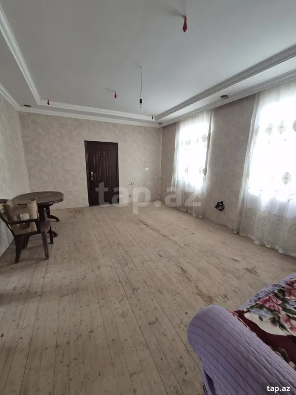Satılır 3 otaqlı həyət evi