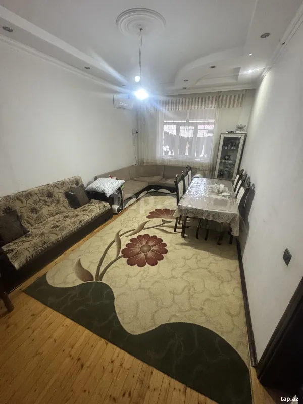 Satılır 4 otaqlı həyət evi
