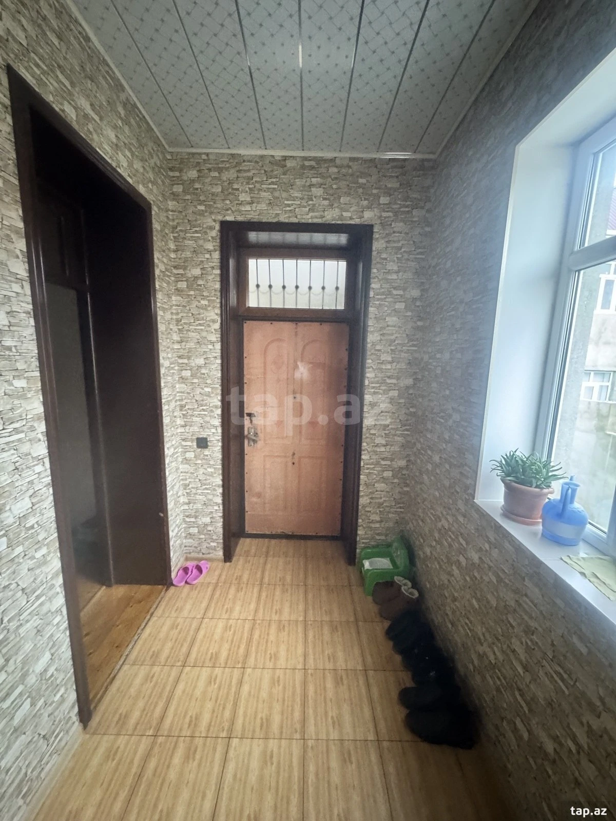 Satılır 4 otaqlı həyət evi