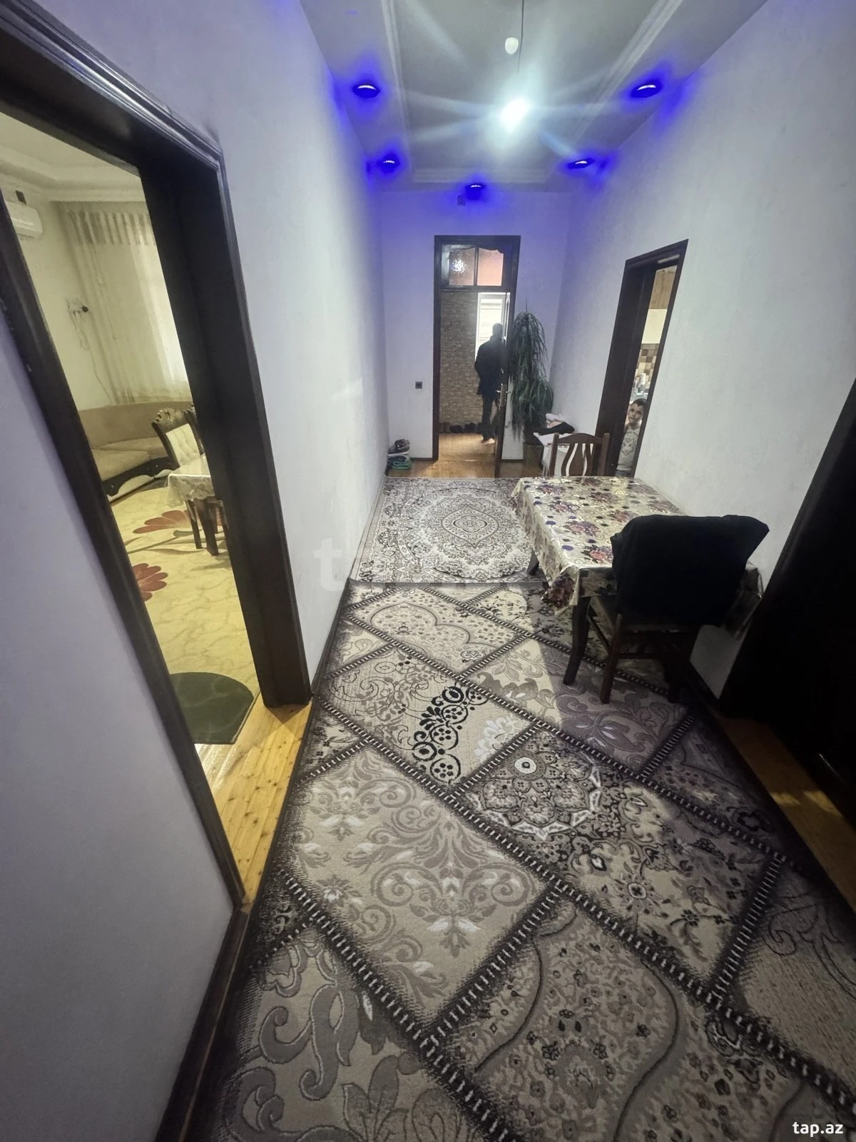Satılır 4 otaqlı həyət evi