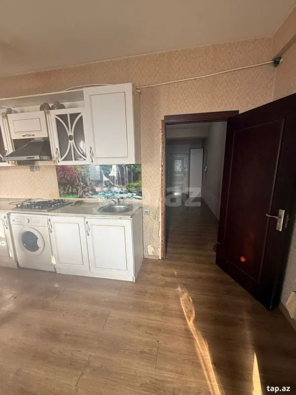 Kirayə verilir 2 otaqlı yeni tikili 75 m²