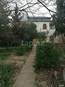 Satılır 6 otaqlı həyət evi