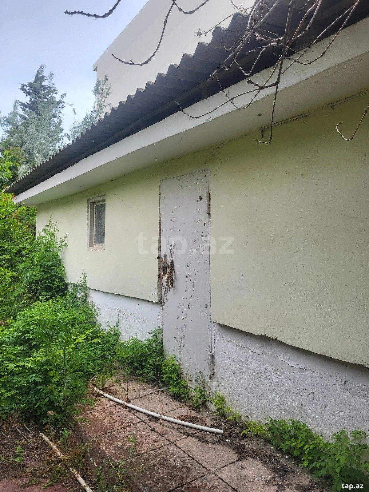 Satılır 6 otaqlı həyət evi