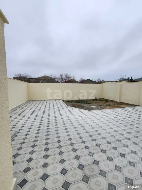 Satılır 4 otaqlı həyət evi