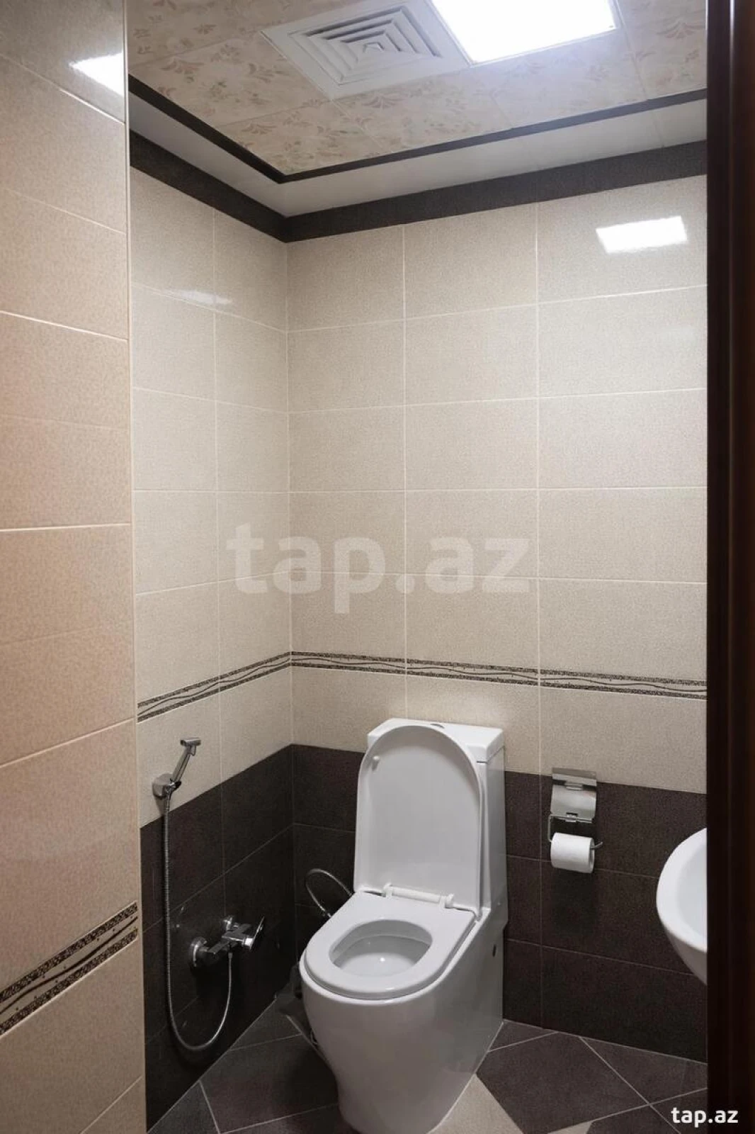 Satılır 2 otaqlı yeni tikili 101 m²