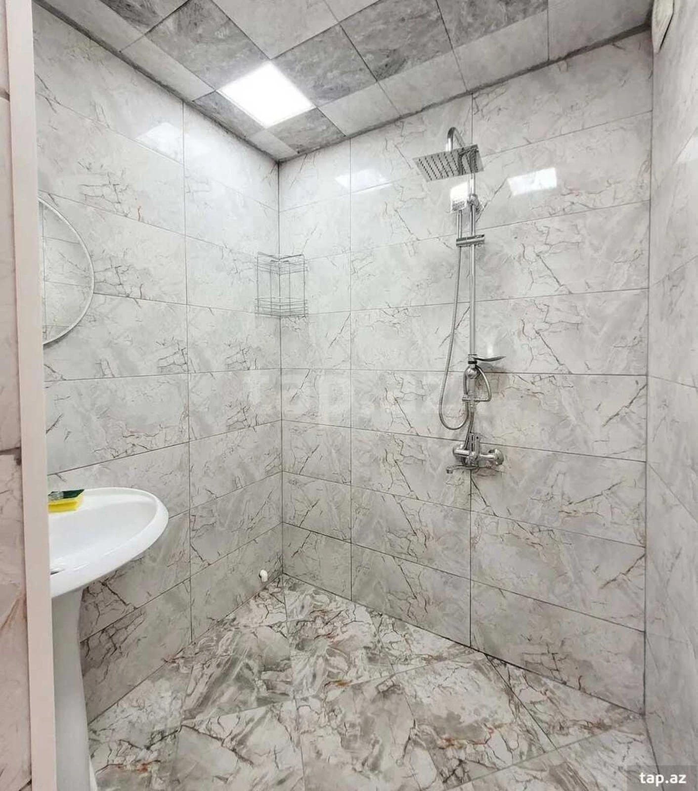 Satılır 3 otaqlı mənzil 68 m²