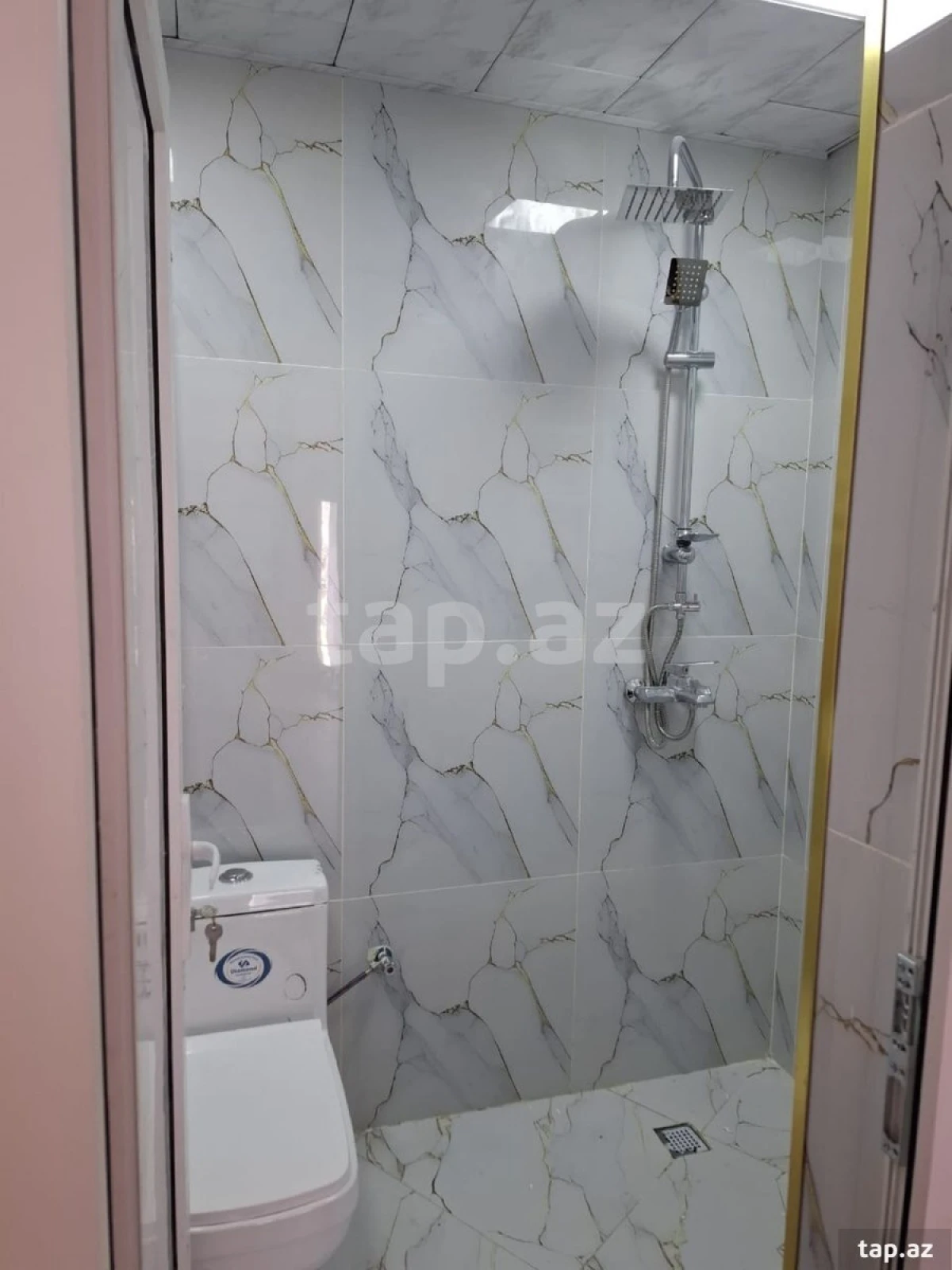 Satılır 5 otaqlı həyət evi