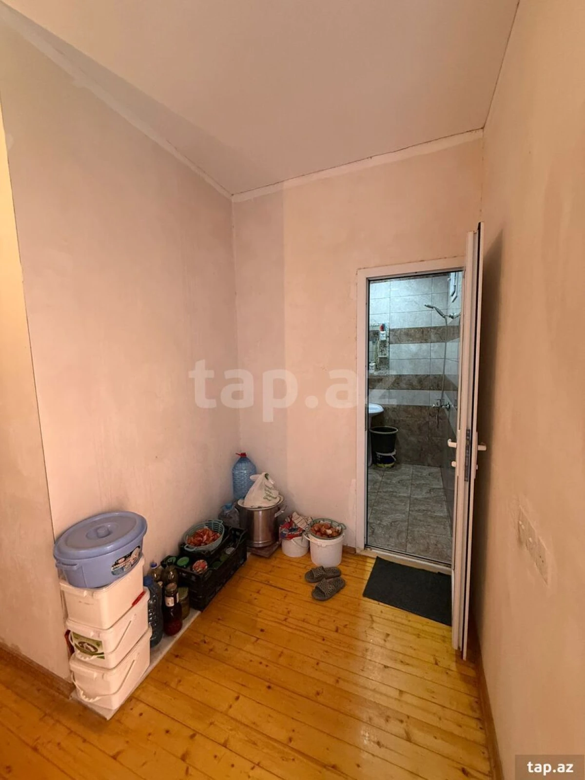 Satılır 3 otaqlı həyət evi