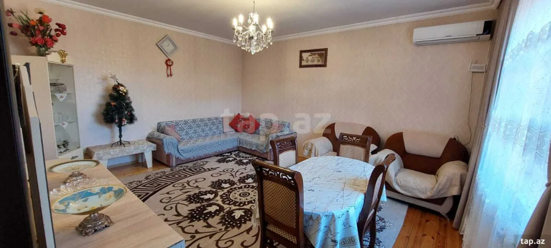 Satılır 5 otaqlı həyət evi 1500 m²