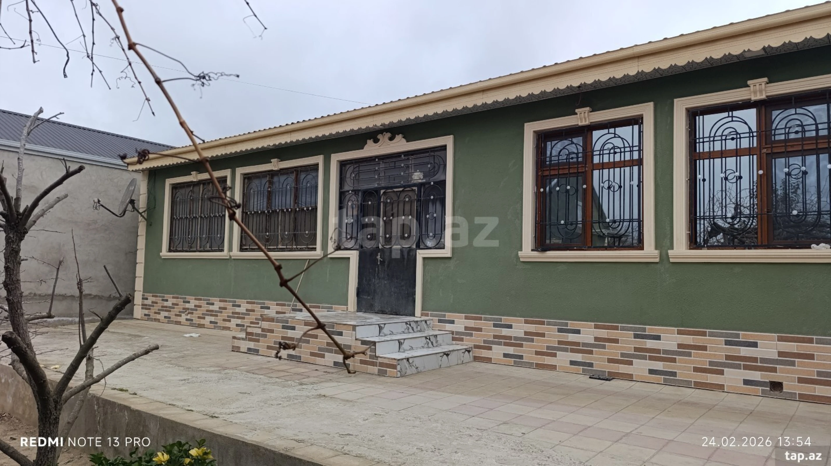 Satılır 5 otaqlı həyət evi