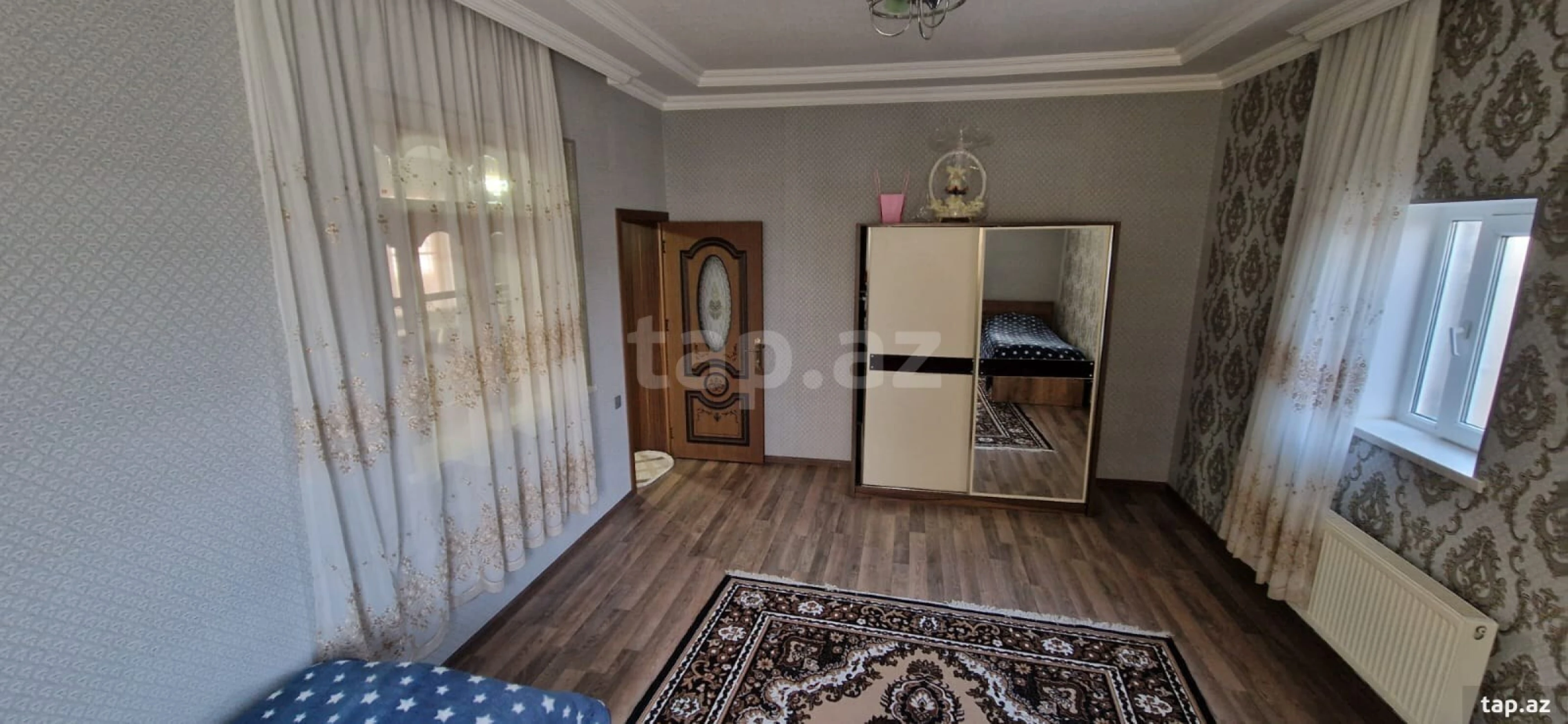 Satılır 5 otaqlı həyət evi