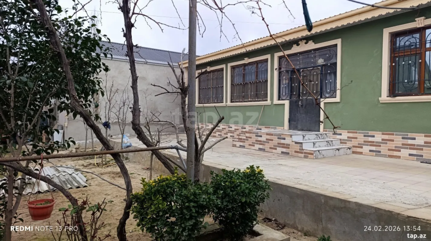 Satılır 5 otaqlı həyət evi