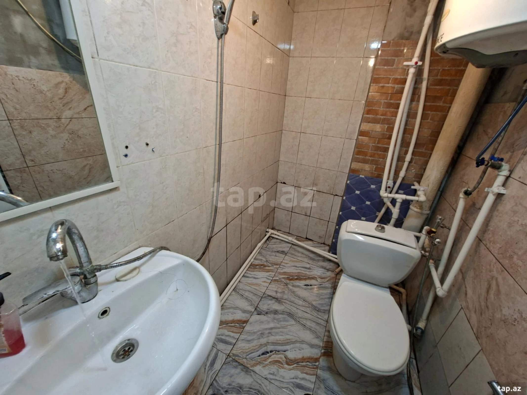 Kirayə verilir 2 otaqlı mənzil 60 m²
