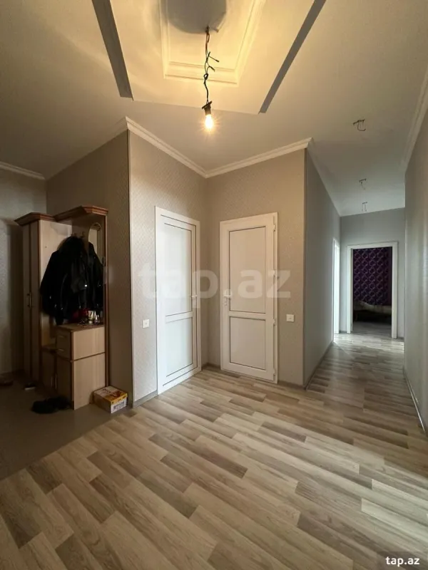 Satılır 3 otaqlı yeni tikili 120 m²