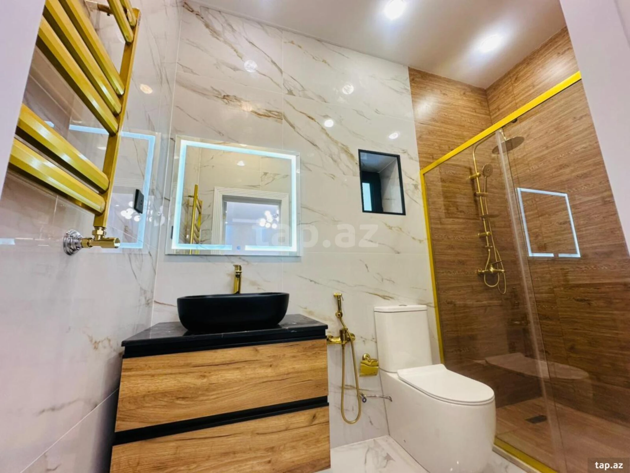 Satılır 4 otaqlı həyət evi