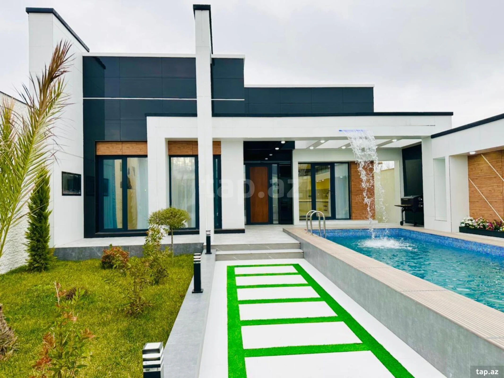 Satılır 4 otaqlı həyət evi