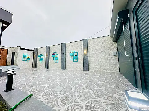 Satılır 4 otaqlı həyət evi
