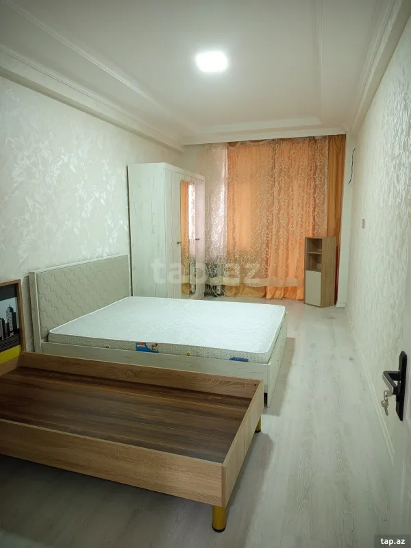 Kirayə verilir 2 otaqlı yeni tikili 80 m²