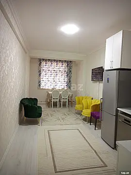Kirayə verilir 2 otaqlı yeni tikili 80 m²