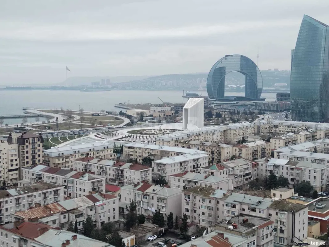 Satılır 3 otaqlı yeni tikili 125 m²