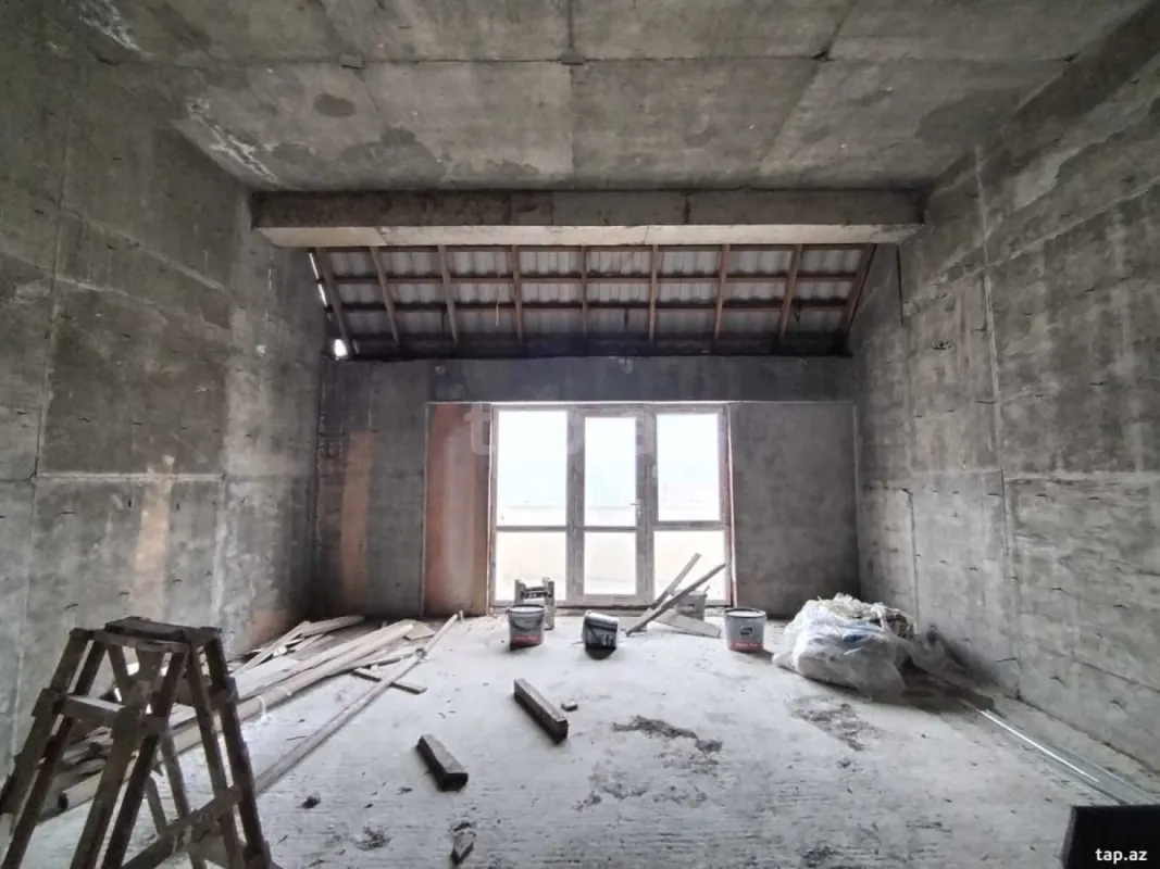 Satılır 3 otaqlı yeni tikili 125 m²