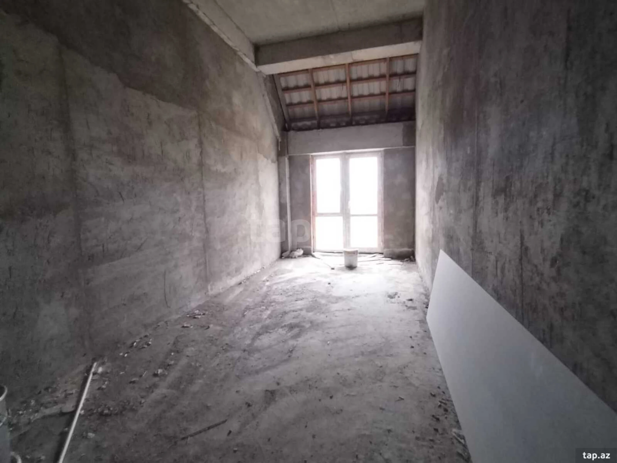 Satılır 3 otaqlı yeni tikili 125 m²