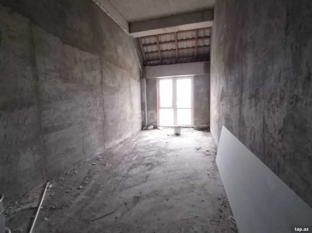 Satılır 3 otaqlı yeni tikili 125 m²